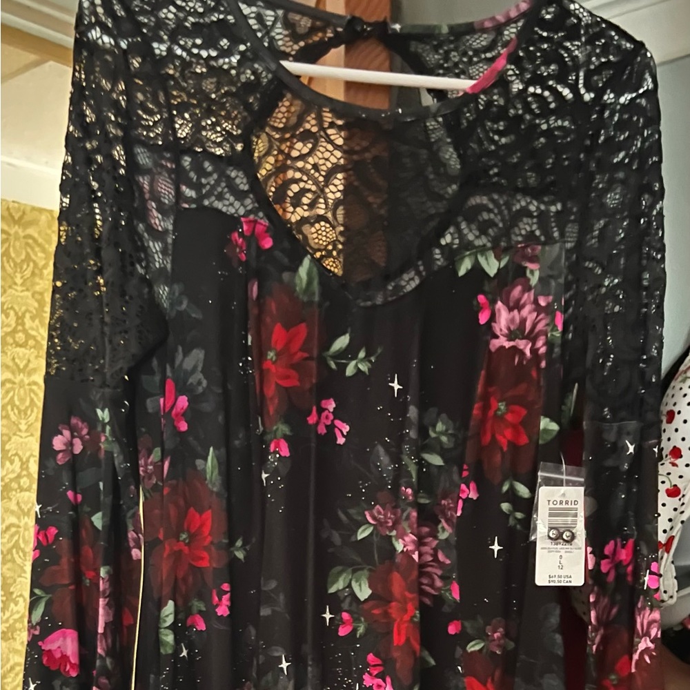 Torrid BNWT size 1